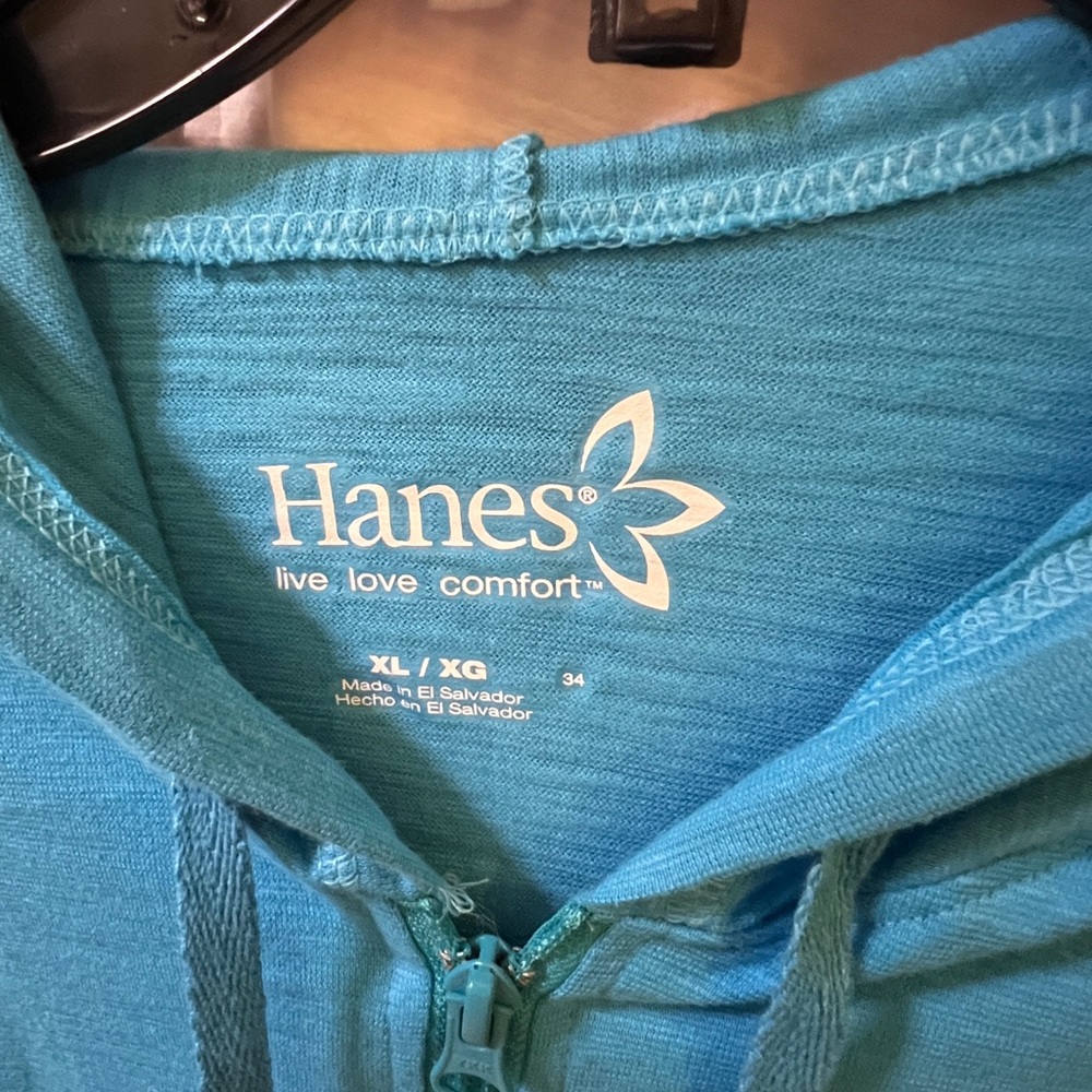 3 Hanes Hoodies for the price of 2! - Picture 2 of 4